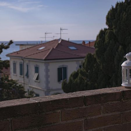 Casa Myconis 68Mq A Due Passi Dal Mare Di San Vincenzo Apartment Luaran gambar
