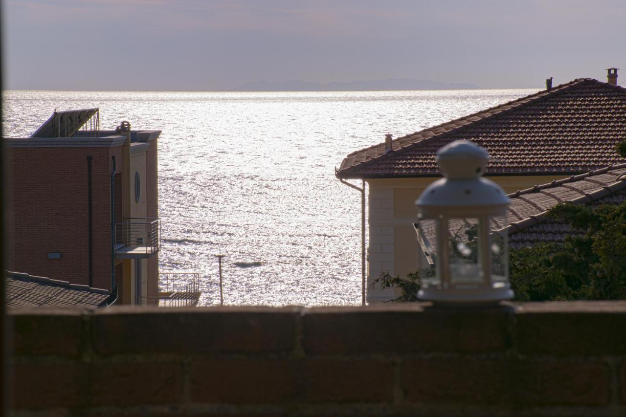 Casa Myconis 68Mq A Due Passi Dal Mare Di San Vincenzo Apartment Luaran gambar