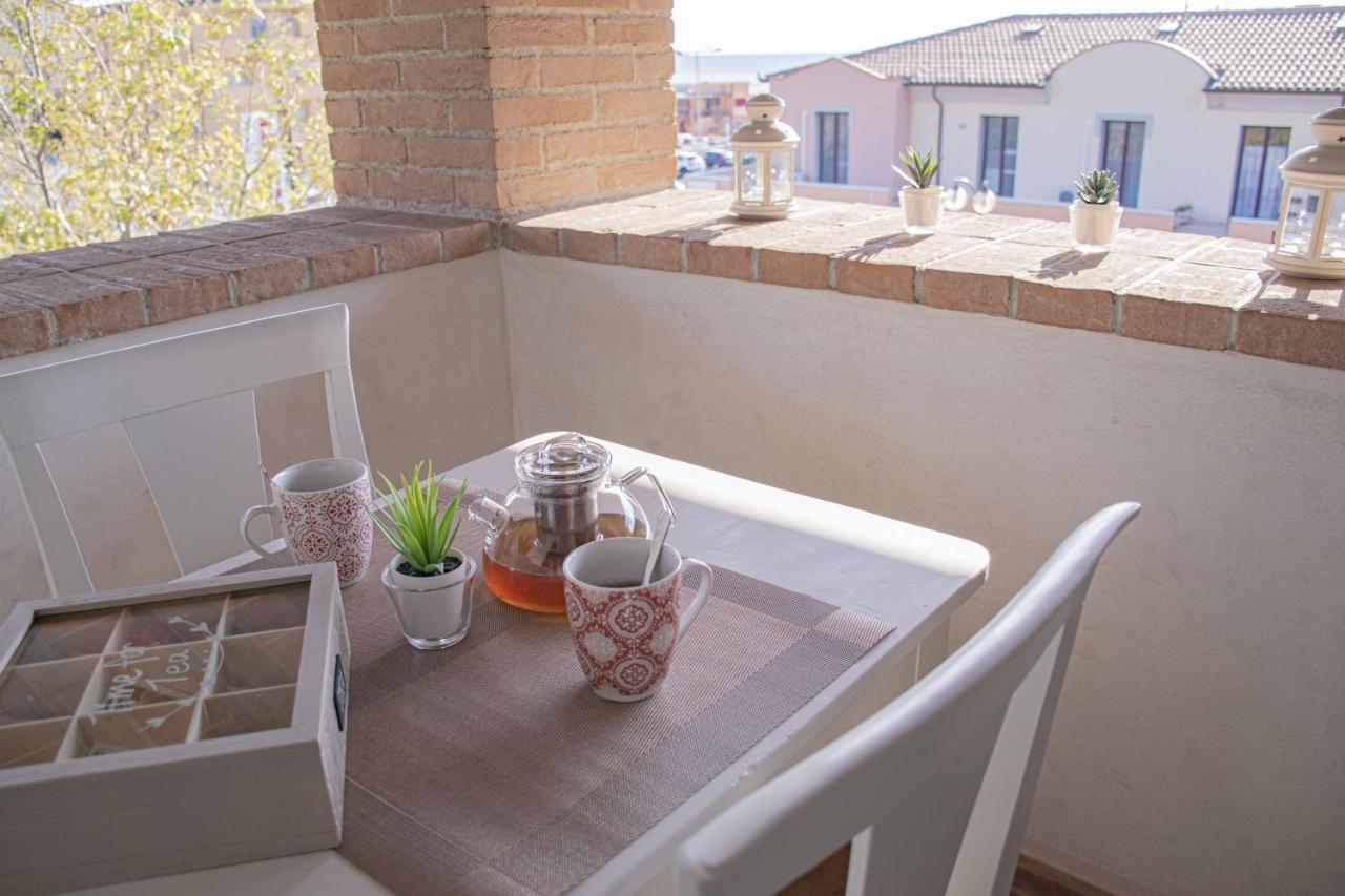 Casa Myconis 68Mq A Due Passi Dal Mare Di San Vincenzo Apartment Luaran gambar